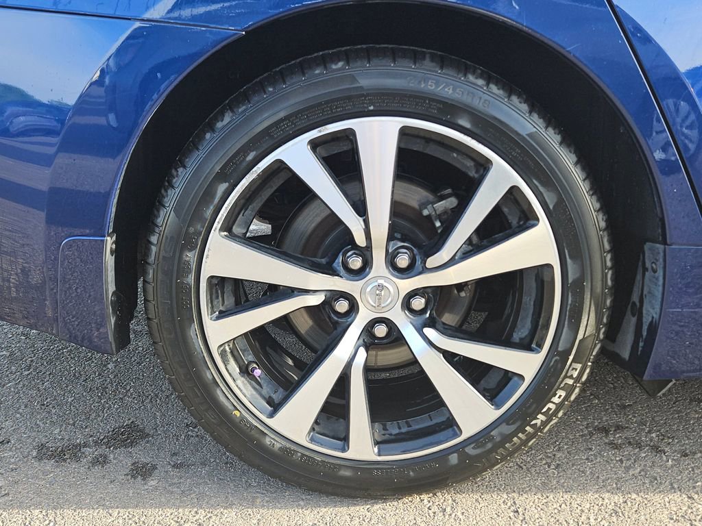 Used 2017 Nissan Maxima Platinum image 36