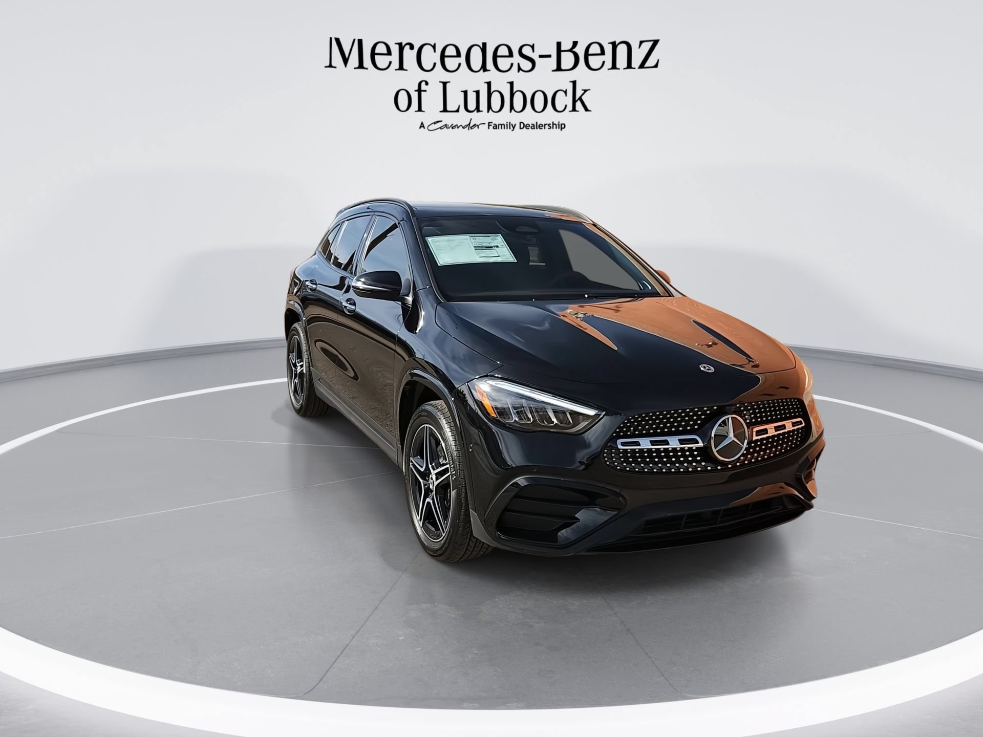 New 2025 Mercedes-Benz GLA 250 4MATIC image 2