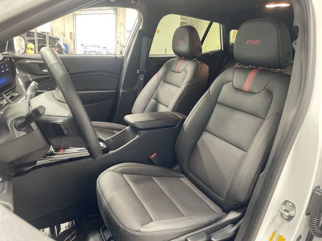 Used 2025 Chevrolet Trax RS w/ Sunroof Package FWD image 11