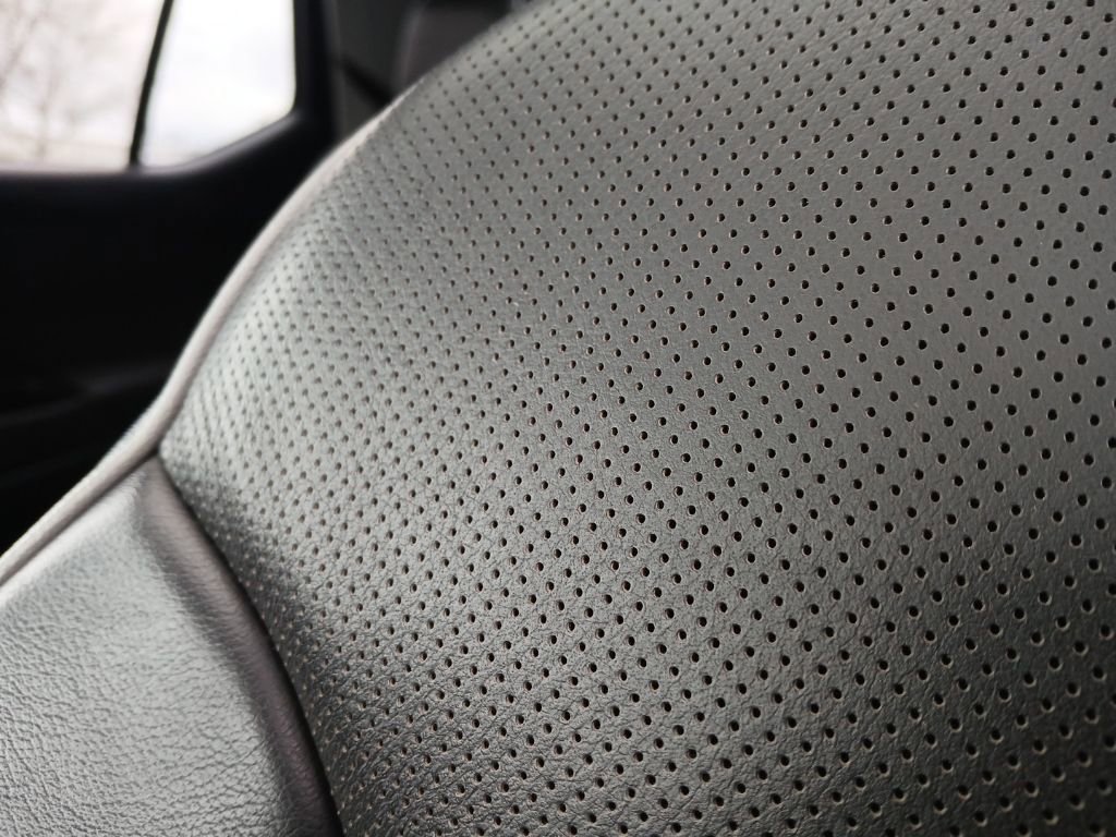 Certified 2020 Chevrolet Traverse High Country w/ LPO, Floor Liner Package AWD/4WD image 11