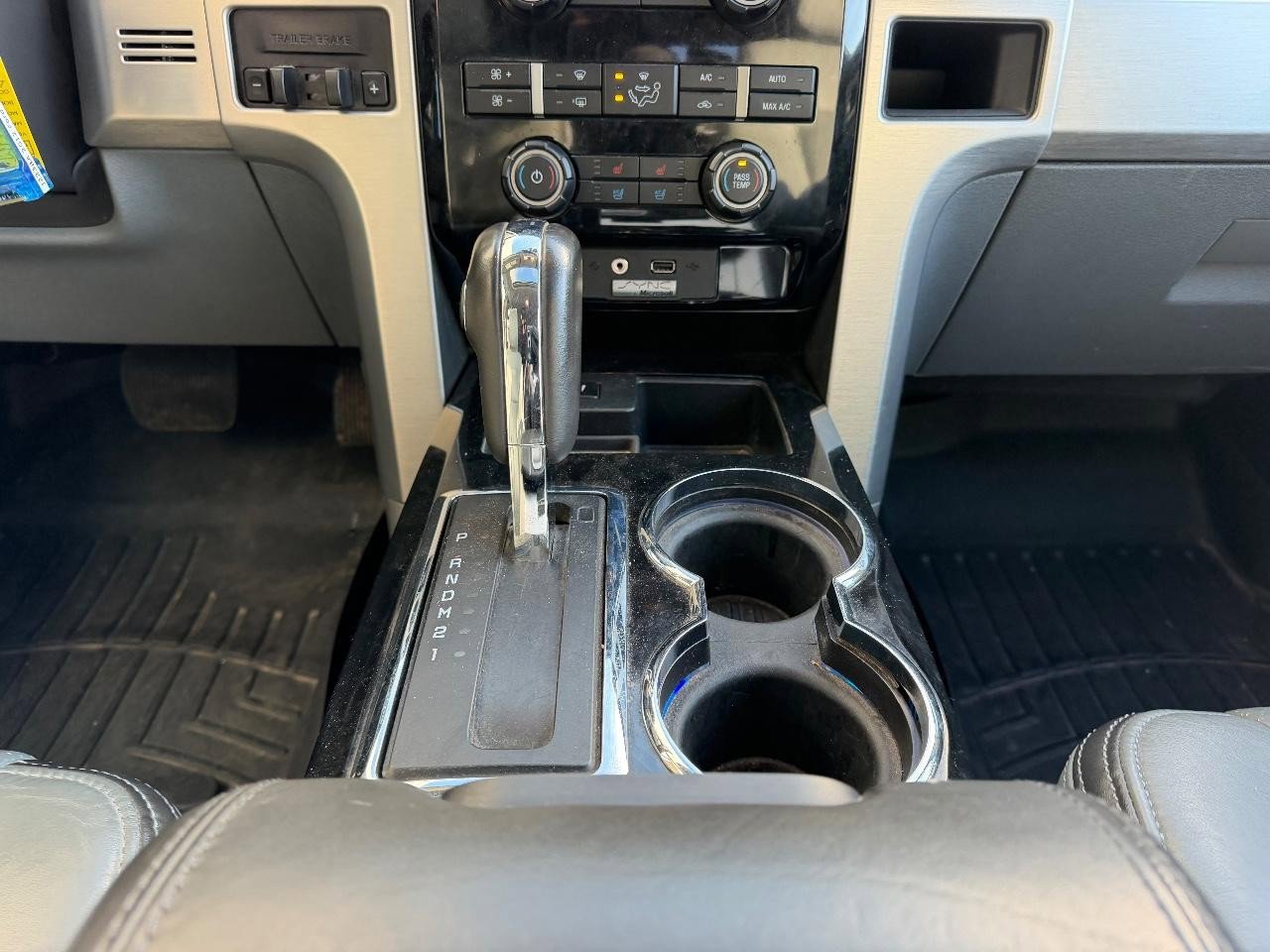 Used 2012 Ford F150 Platinum image 17