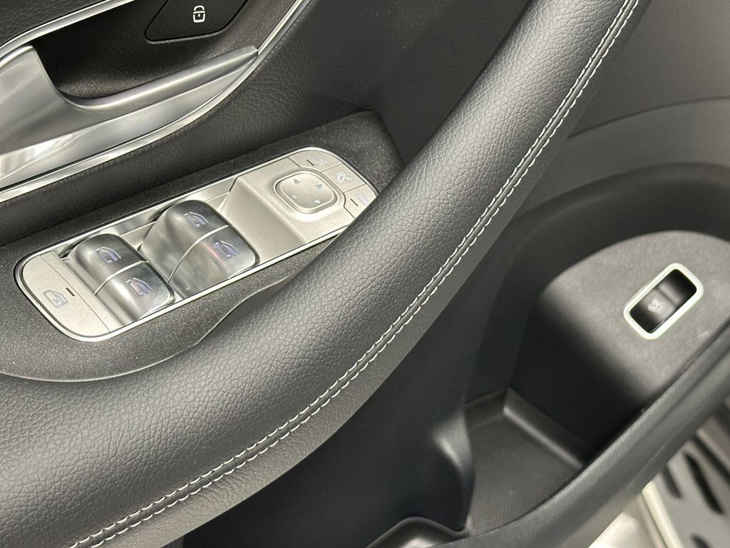 New 2026 Mercedes-Benz GLS 450 4MATIC image 11