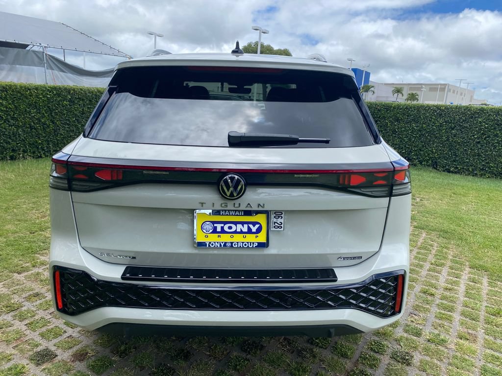 New 2026 Volkswagen Tiguan SEL R-Line AWD/4WD image 6