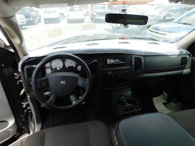 Used 2004 Dodge Ram 1500 Truck ST image 13