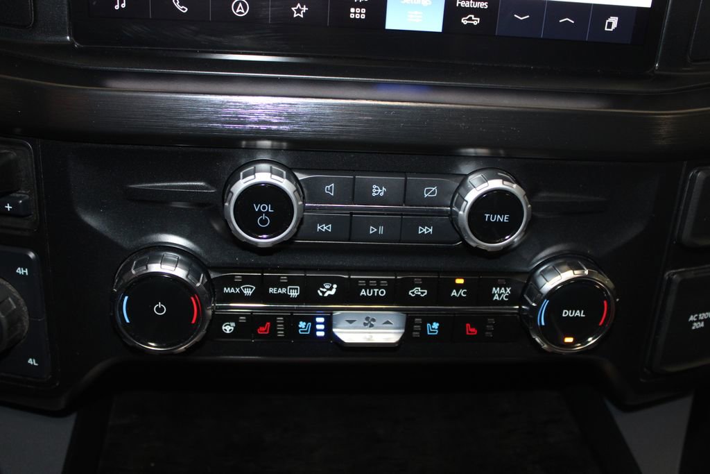 Used 2024 Ford F350 Lariat w/ Tremor Off-Road Package image 49