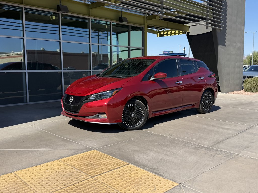 Used 2025 Nissan Leaf SV Plus