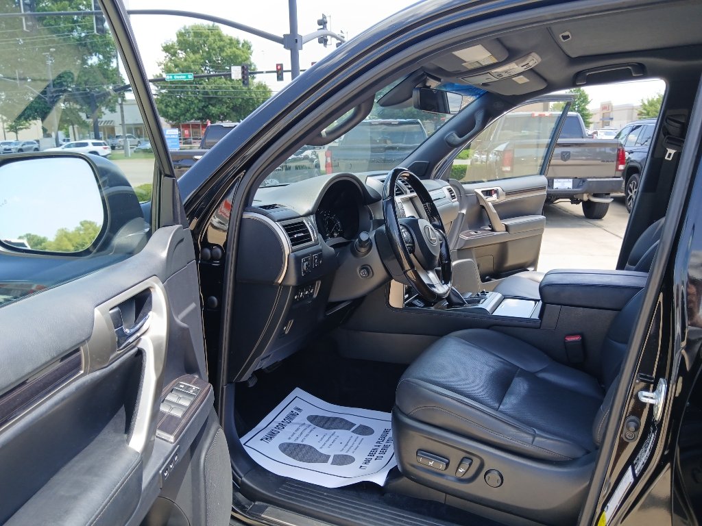 Used 2021 Lexus GX 460 Premium w/ Premium Package AWD/4WD image 9
