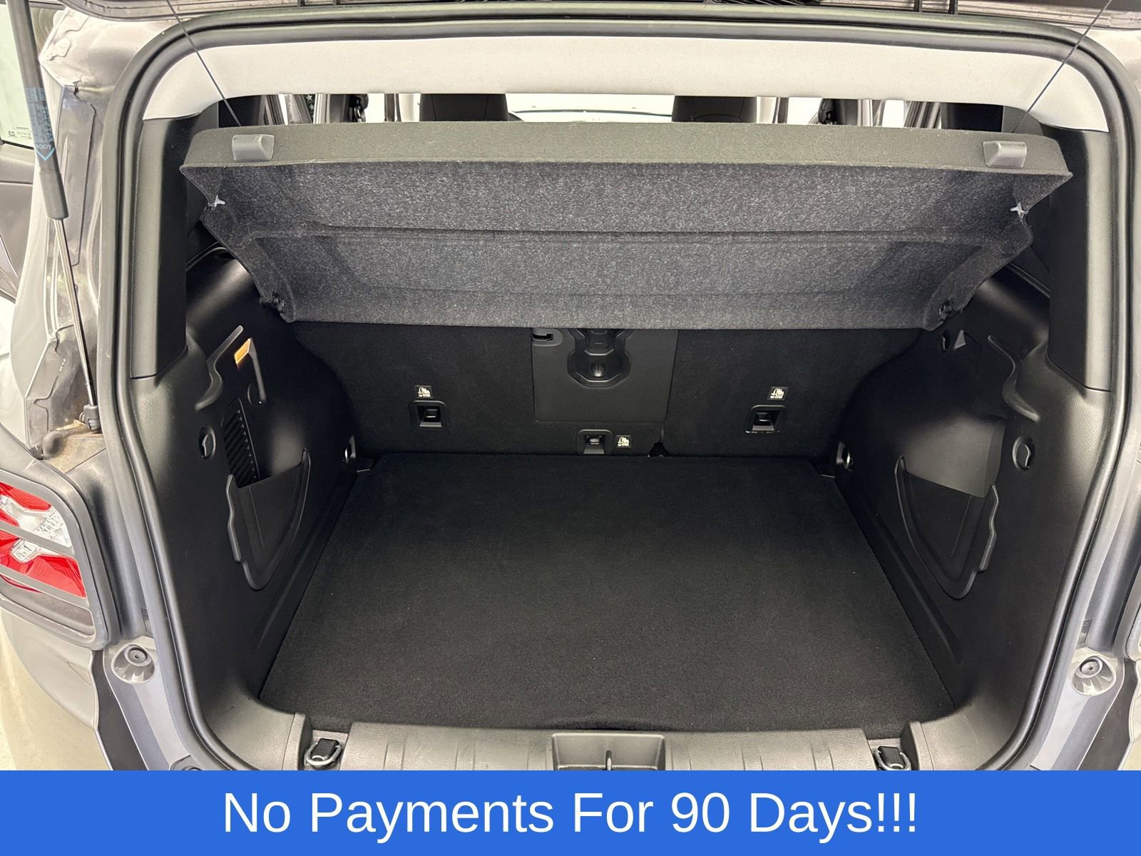 Used 2021 Jeep Renegade Trailhawk image 40