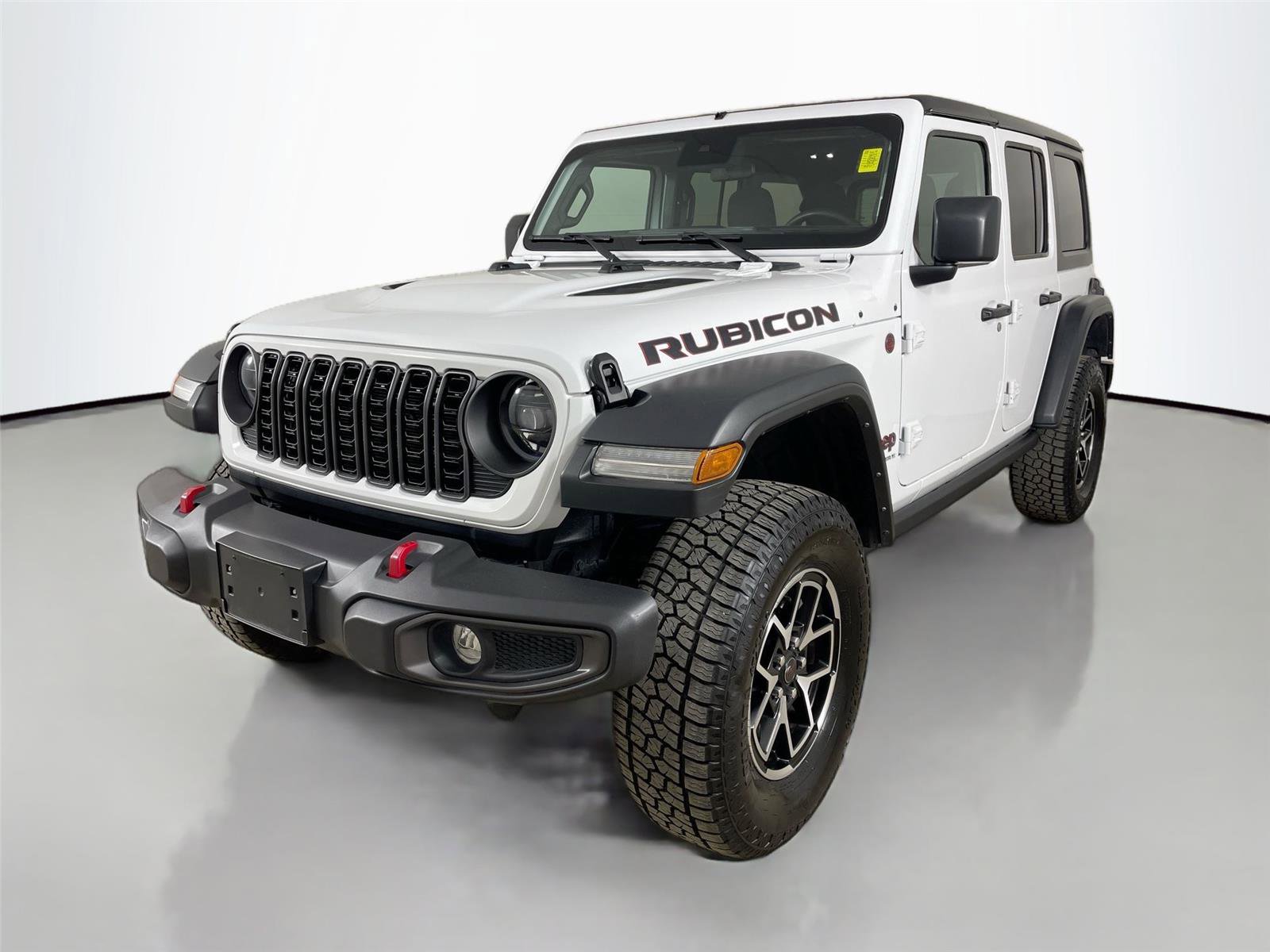 Used 2024 Jeep Wrangler Unlimited Rubicon image 3