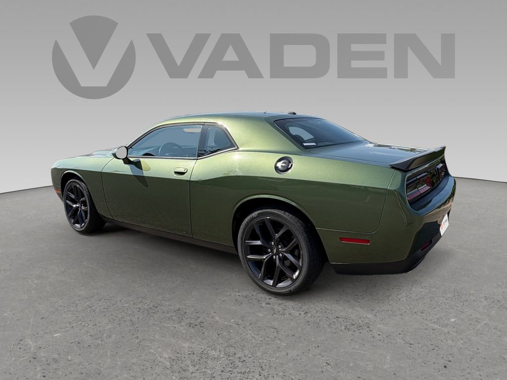 Used 2020 Dodge Challenger SXT w/ Blacktop Package image 21