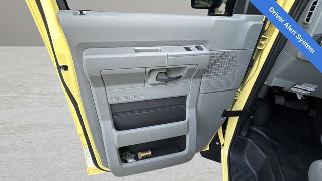 Used 2022 Ford E-450 and Econoline 450 Super Duty RWD image 20