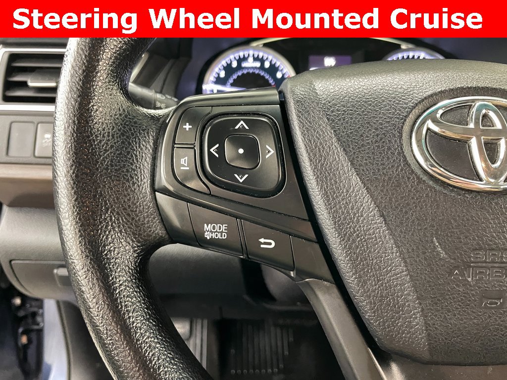Used 2016 Toyota Camry LE image 22