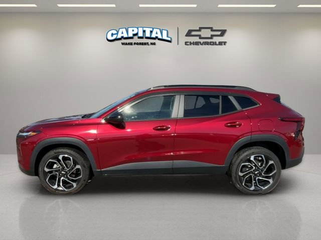 Certified 2024 Chevrolet Trax RS w/ Driver Confidence Package image 2