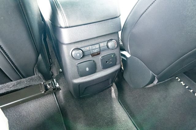 Used 2019 Ford Explorer Platinum AWD/4WD image 35