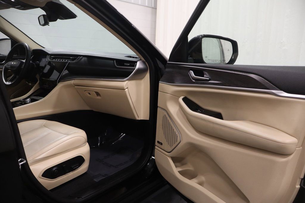 Certified 2022 Jeep Grand Cherokee L Limited image 15