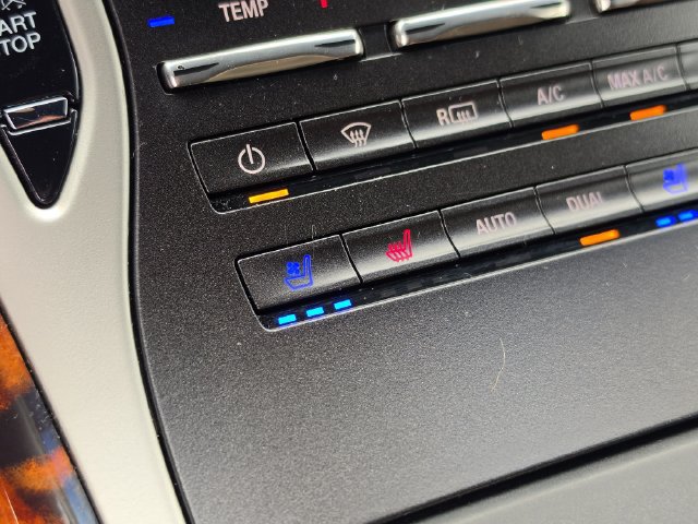Used 2019 Lincoln Nautilus Reserve FWD image 36