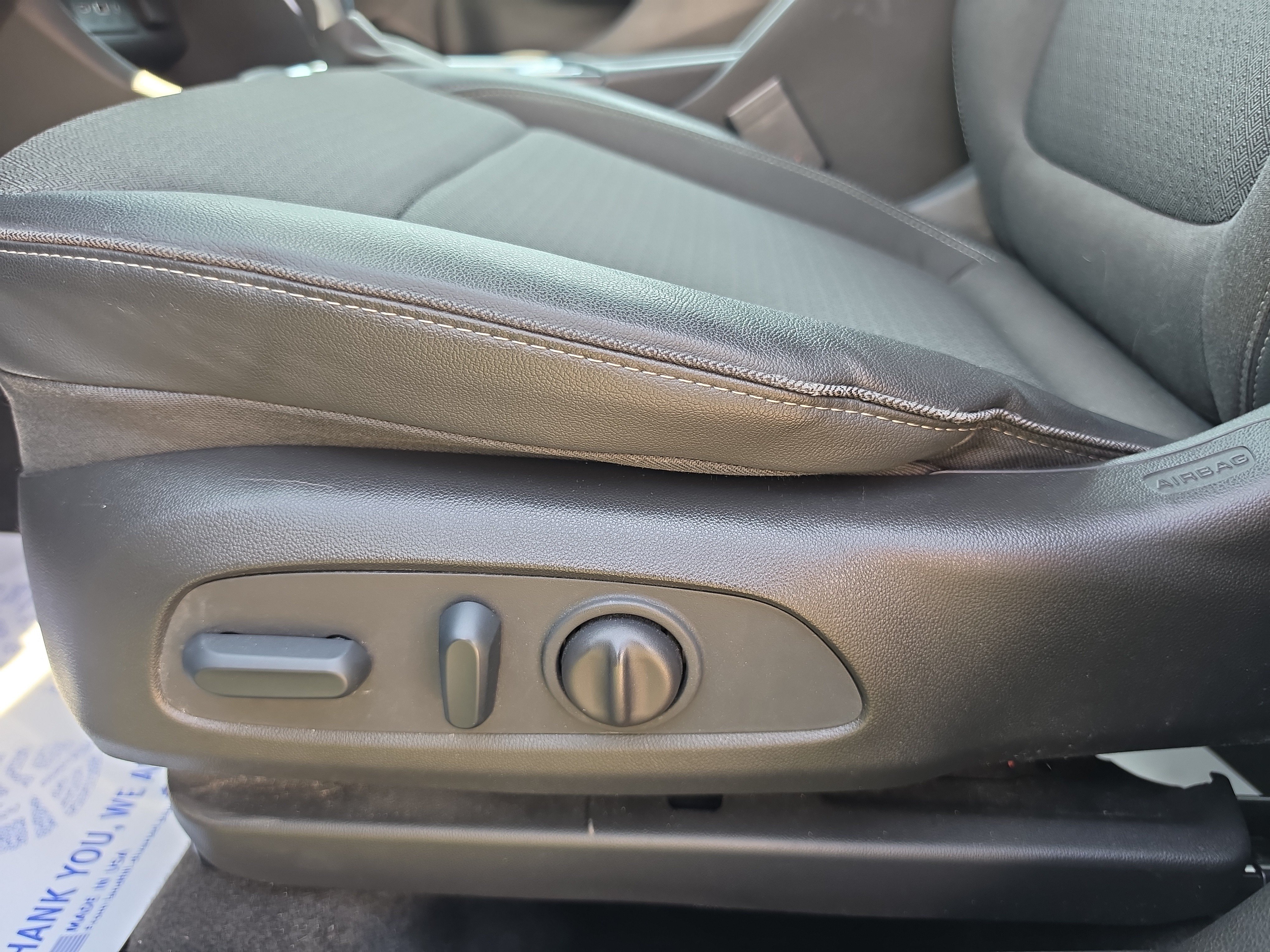 Used 2022 Buick Encore GX Select AWD/4WD image 13
