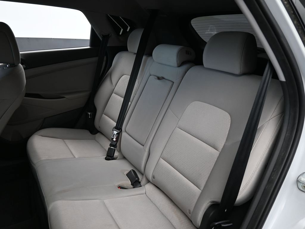 Used 2017 Hyundai Tucson SE image 33