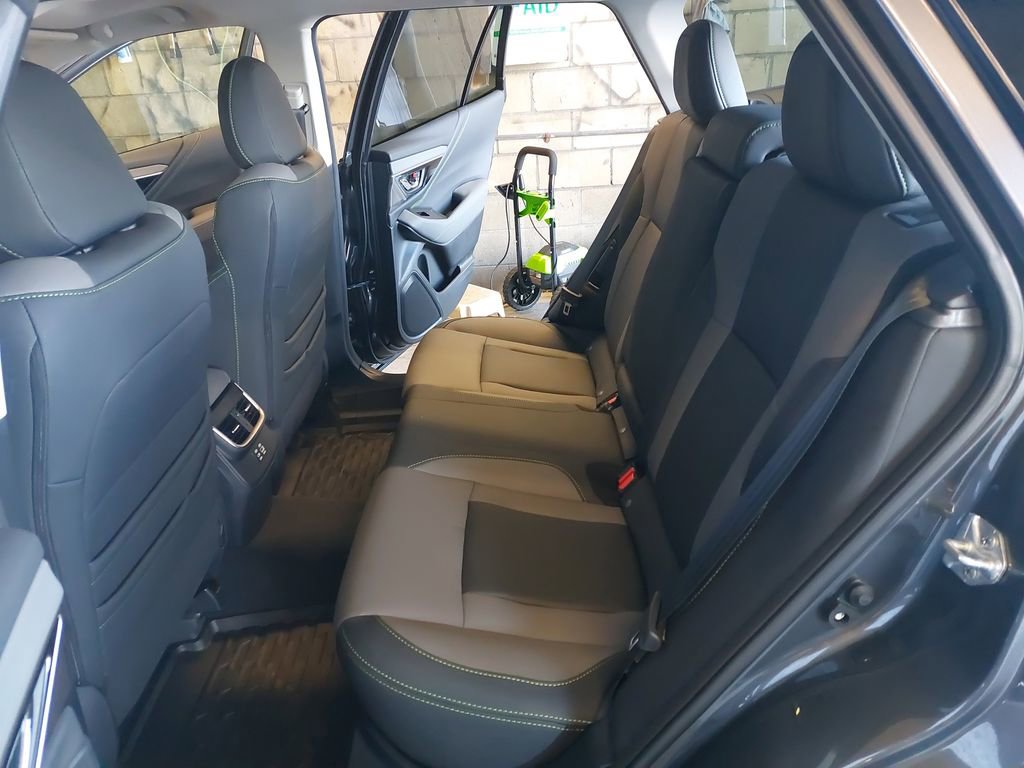 Certified 2025 Subaru Outback Onyx Edition AWD/4WD image 19