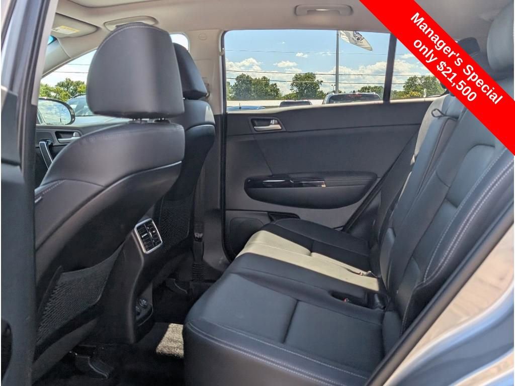 Used 2022 Kia Sportage EX image 10