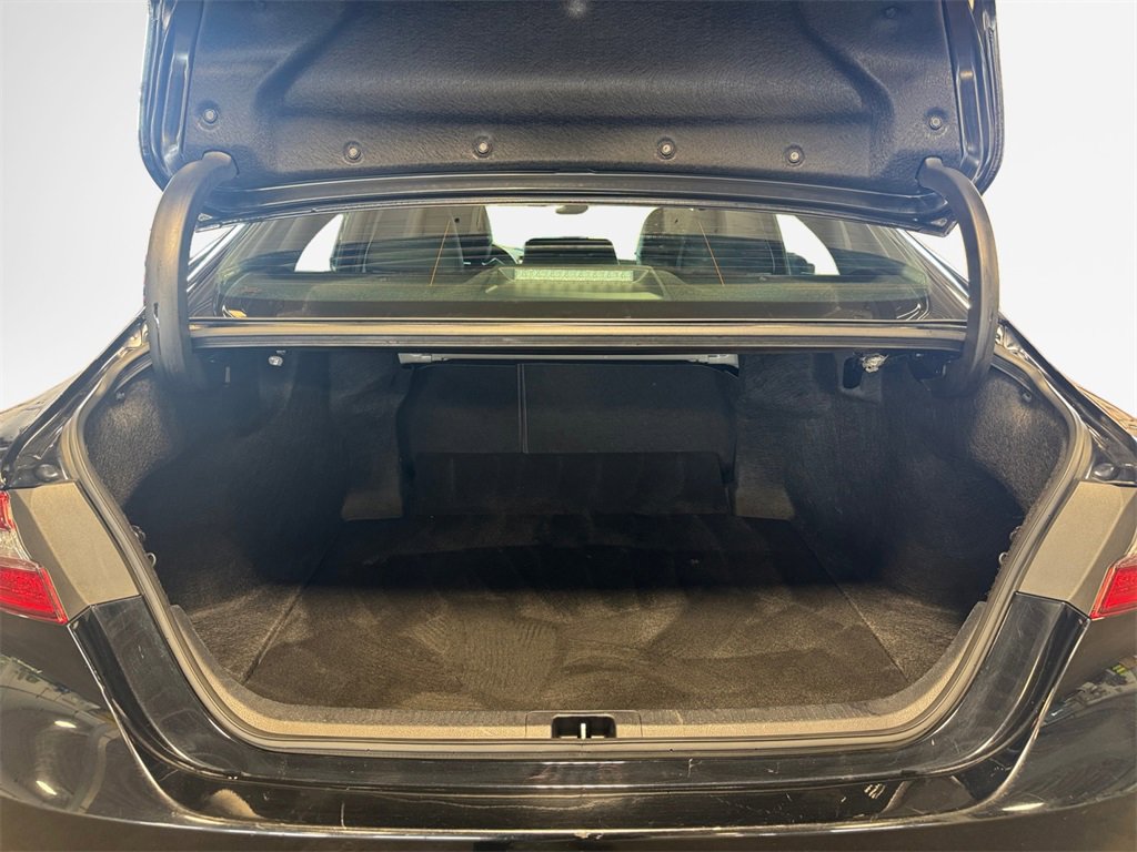 Used 2023 Toyota Camry XSE image 25