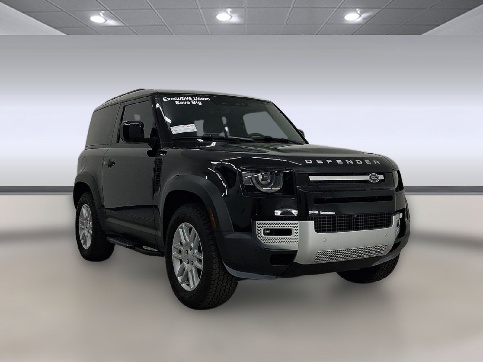 Used 2025 Land Rover Defender 90 S image 7