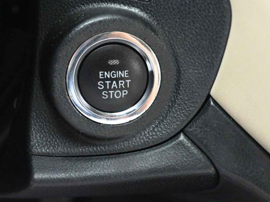 Used 2021 Subaru Outback Premium image 27