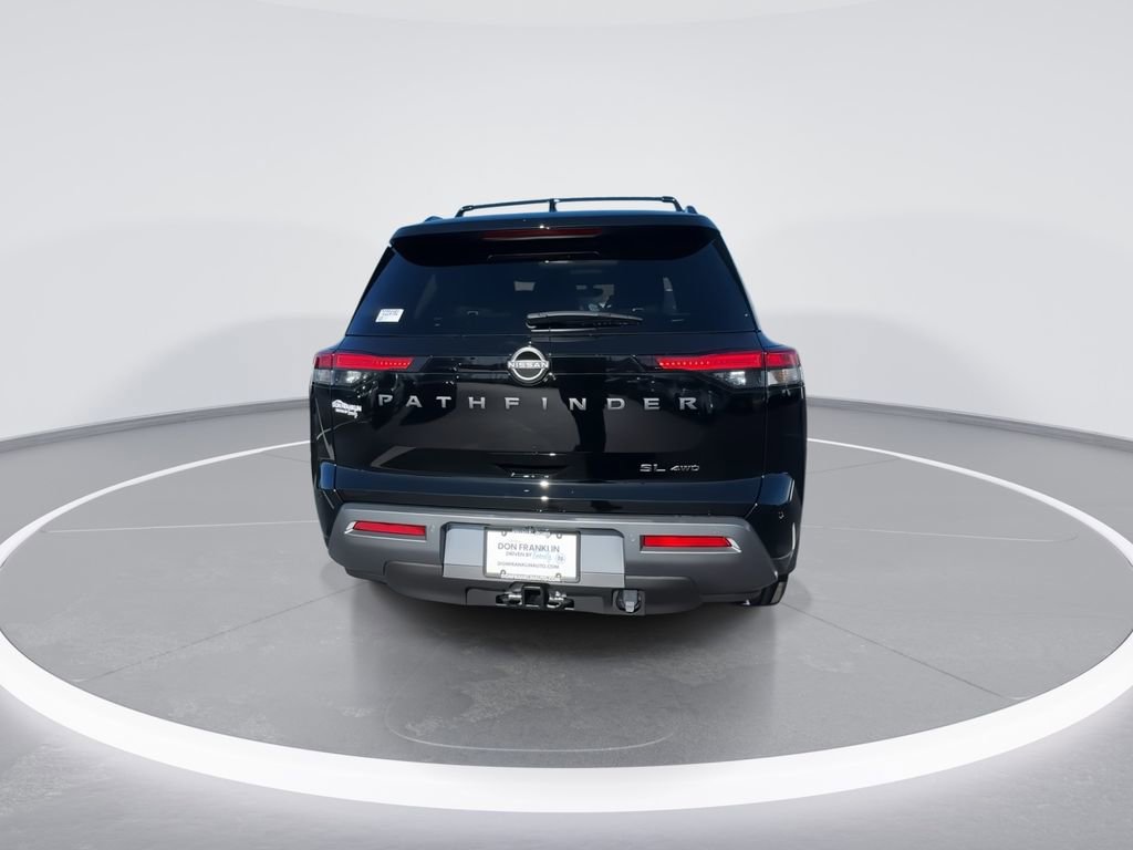 New 2026 Nissan Pathfinder SL image 7