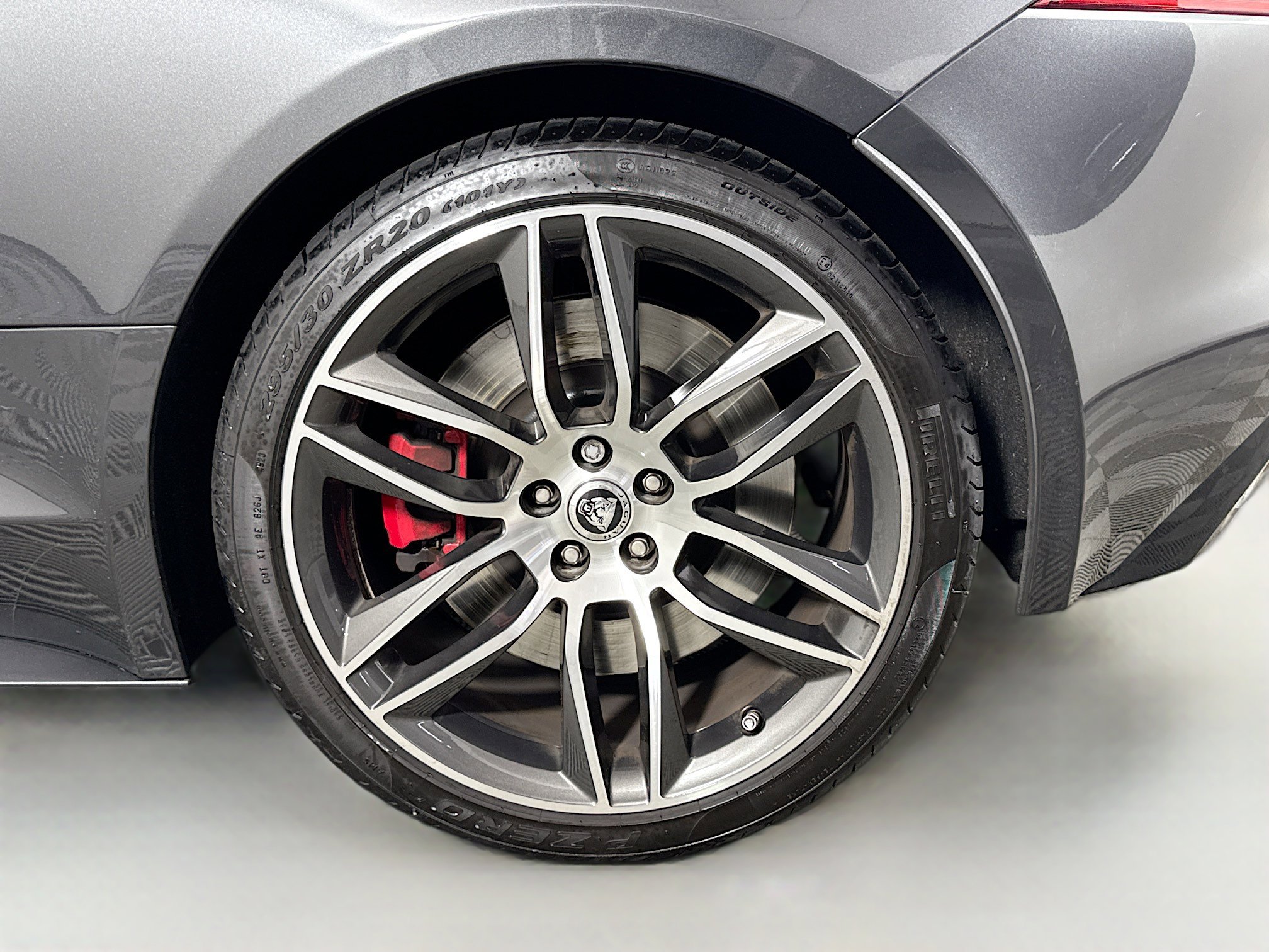 Used 2024 Jaguar F-TYPE Coupe AWD image 26