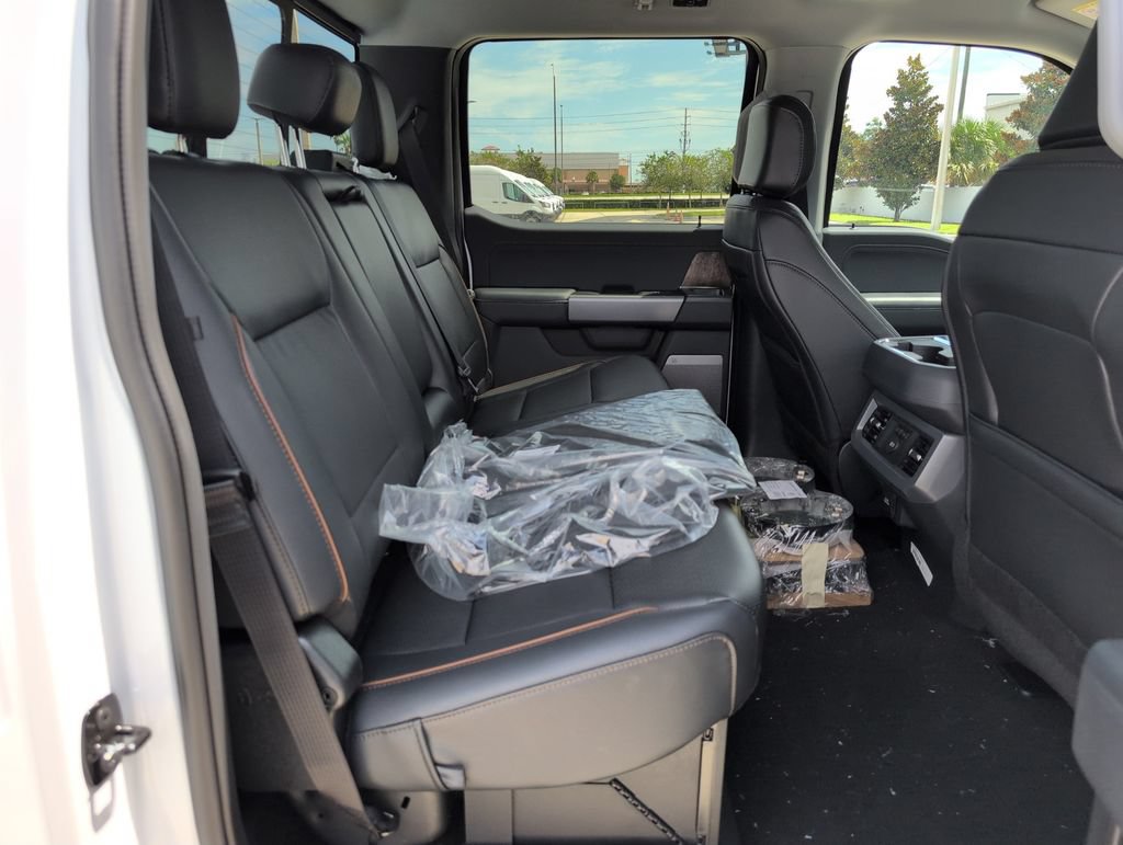 New 2026 Ford F250 Lariat w/ Tremor Off-Road Package AWD/4WD image 16