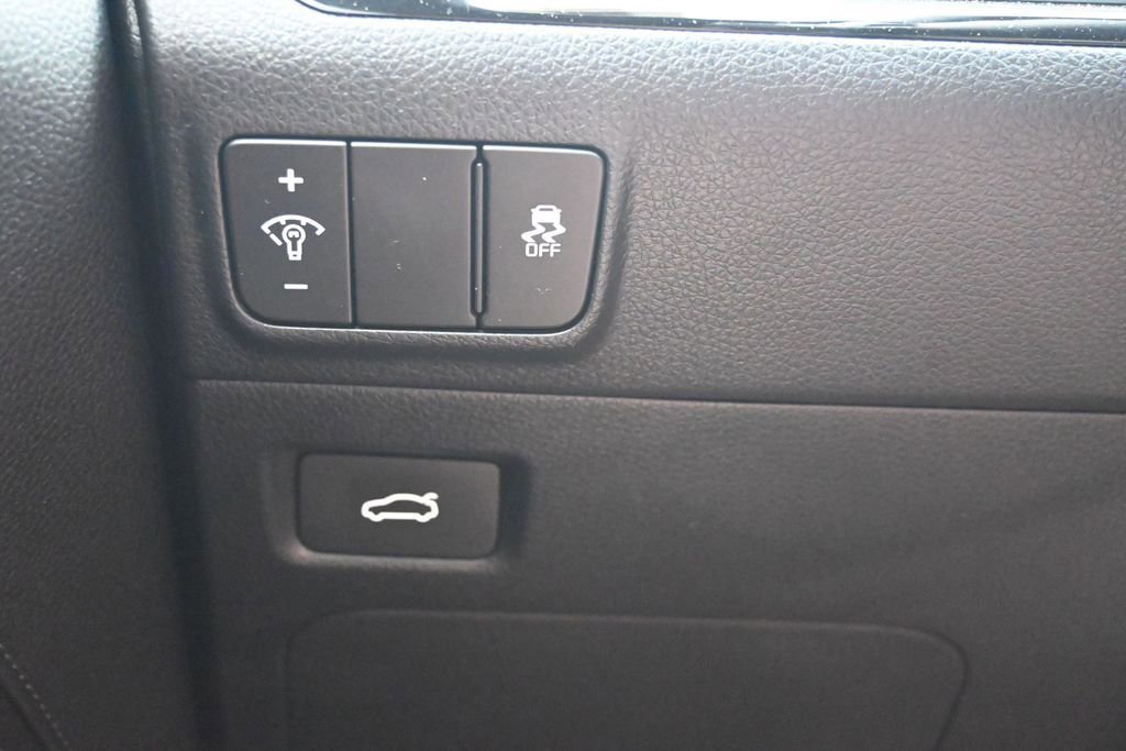 Used 2025 Kia K5 GT-Line w/ GT-Line Premium Package FWD image 18