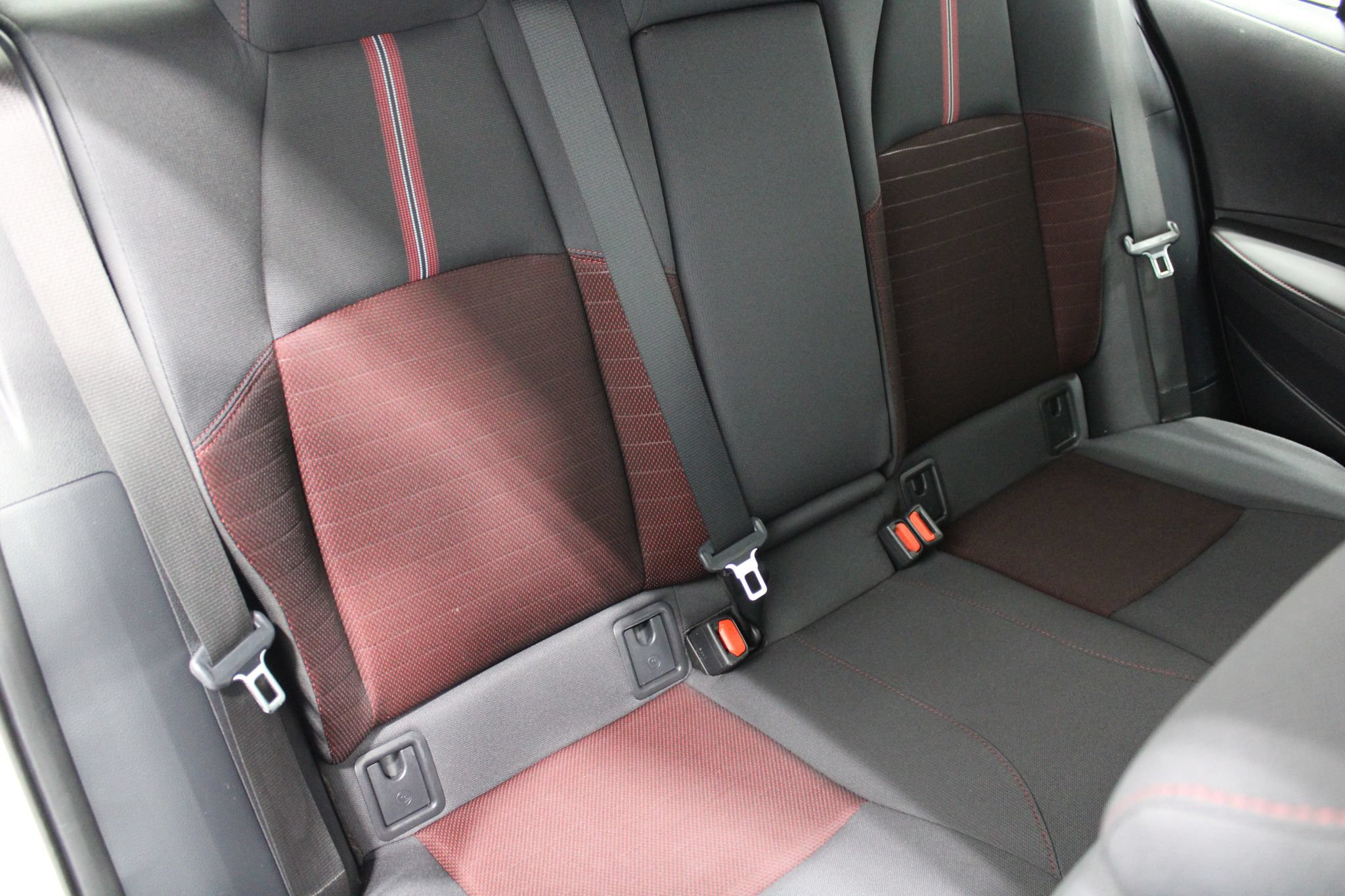 Used 2024 Toyota Corolla SE w/ SE Premium Package FWD image 22