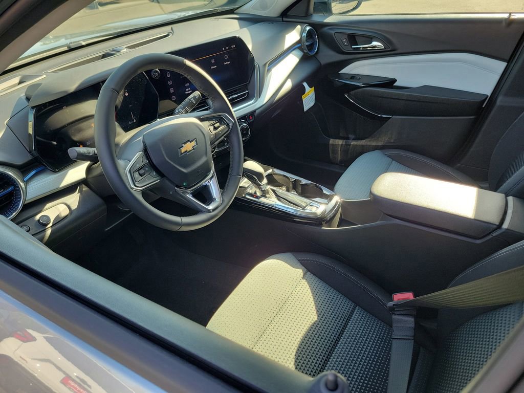 New 2026 Chevrolet Trax LT w/ Driver Confidence Package video 3