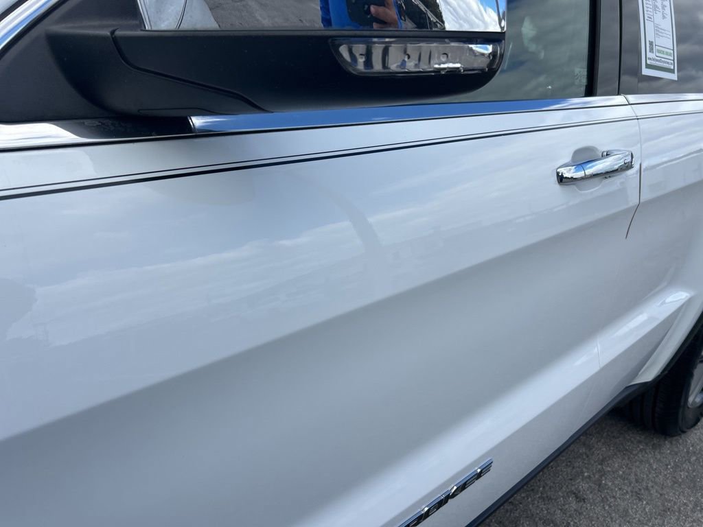 Used 2019 Jeep Grand Cherokee Limited image 18