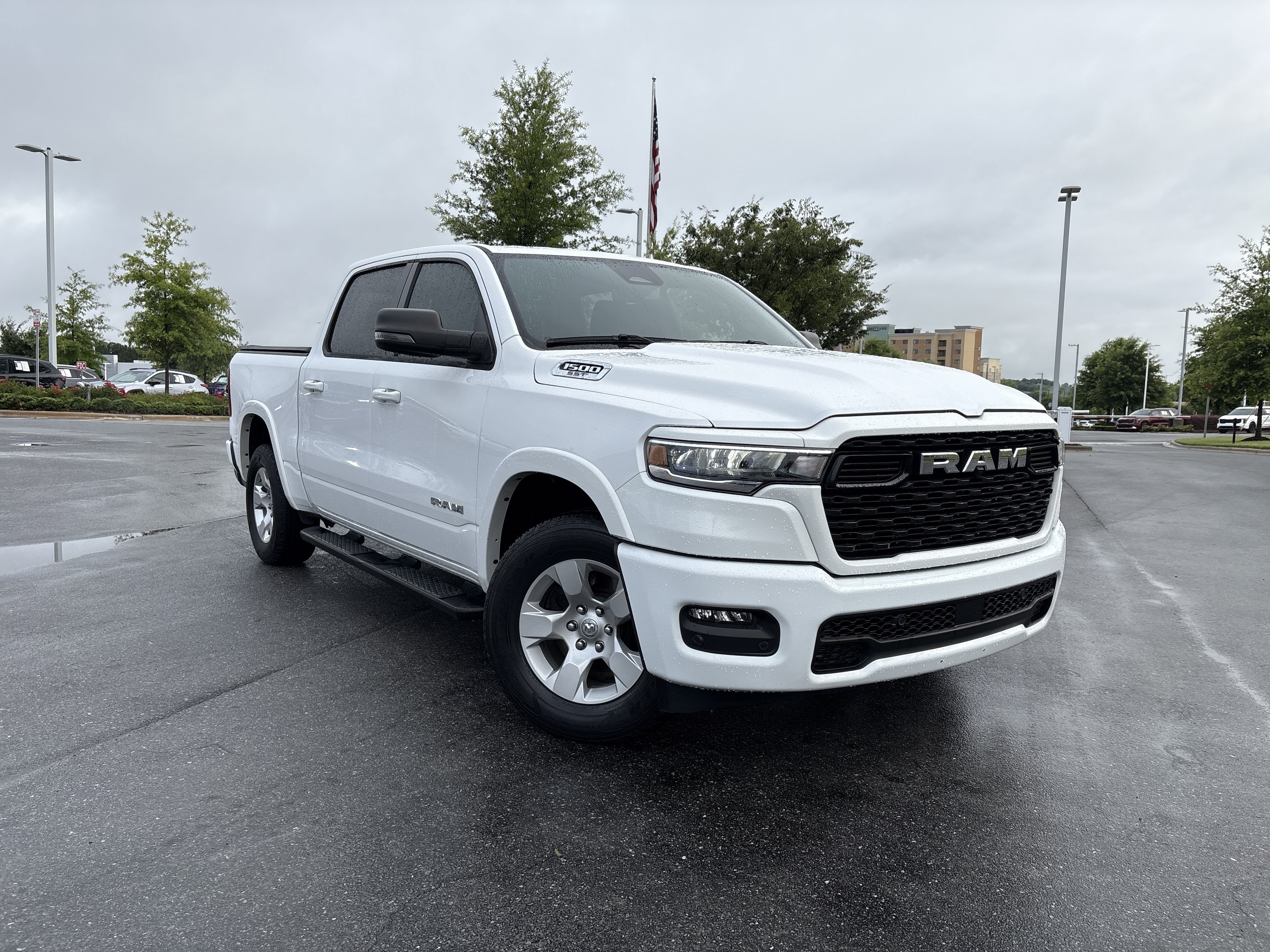 Used 2025 RAM 1500 Big Horn AWD/4WD image 2