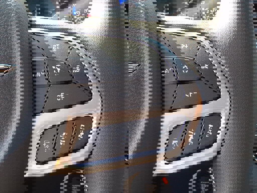 New 2026 Chrysler Pacifica Select image 14