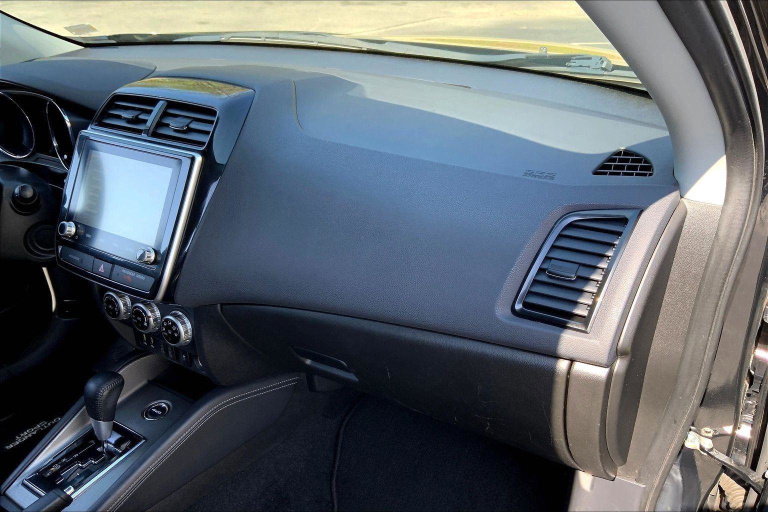 Used 2021 Mitsubishi Outlander Sport SE AWD/4WD image 15