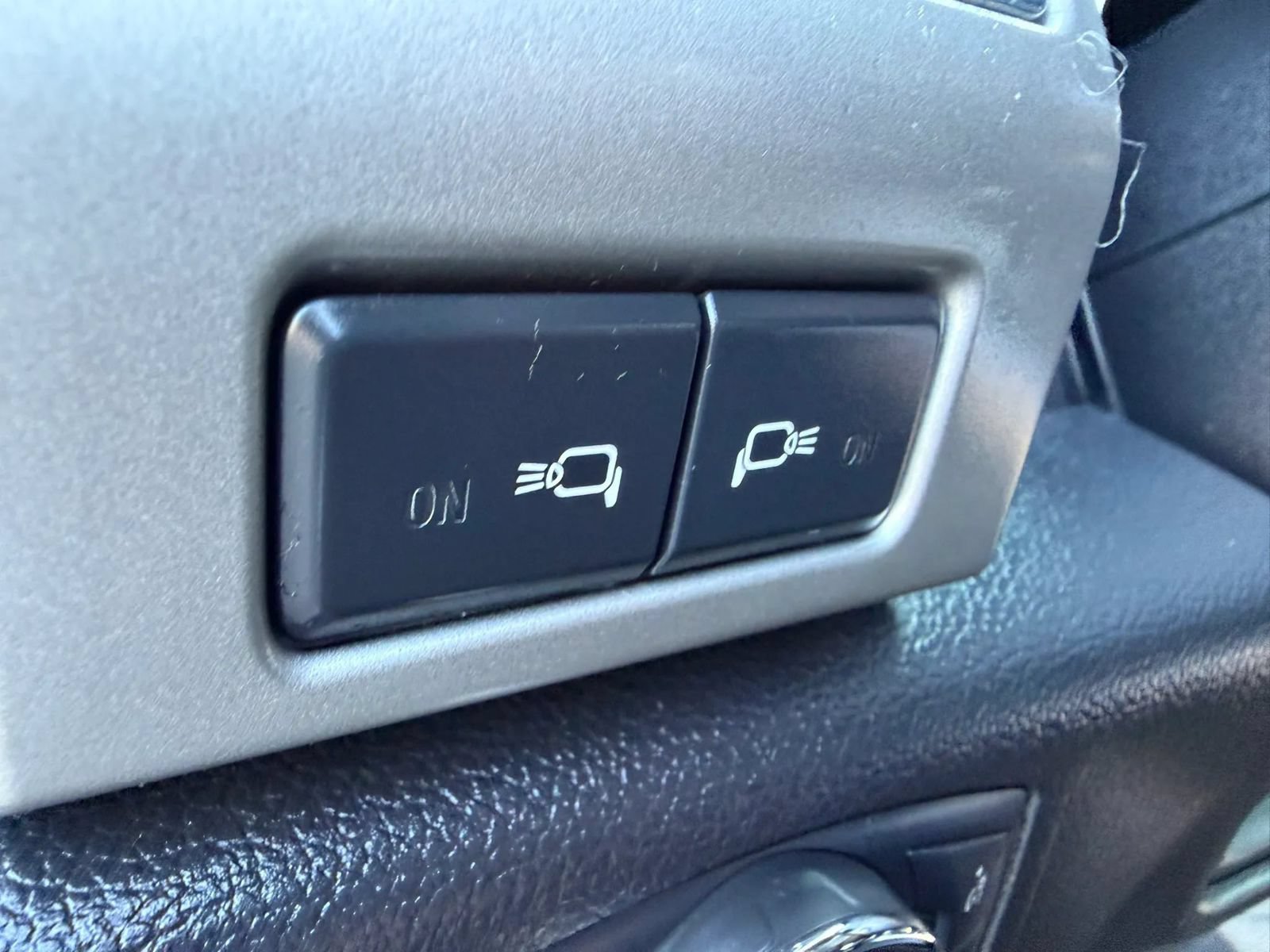 Used 2018 Ford F150 Lariat w/ Equipment Group 502A Luxury AWD/4WD image 19
