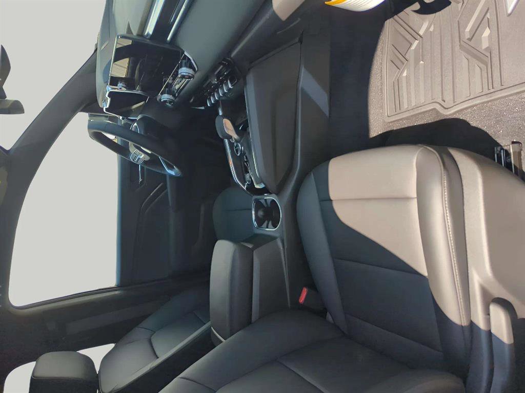 New 2026 GMC Canyon Elevation w/ Convenience Package image 15