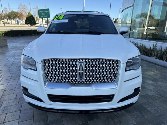 Certified 2024 Lincoln Navigator L Reserve image 7