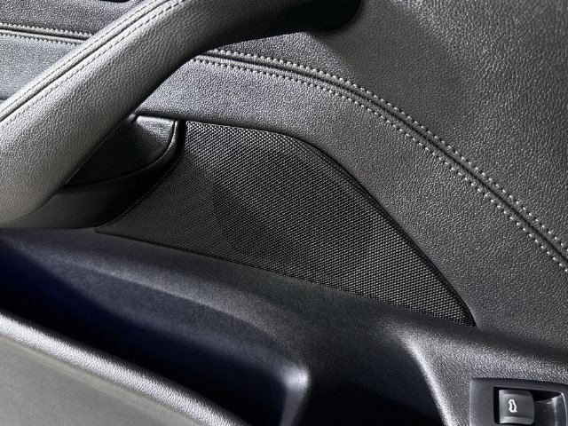 Used 2023 BMW 530i w/ Convenience Package RWD image 25