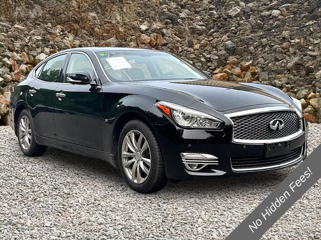Used 2019 INFINITI Q70 Luxe AWD/4WD image 9