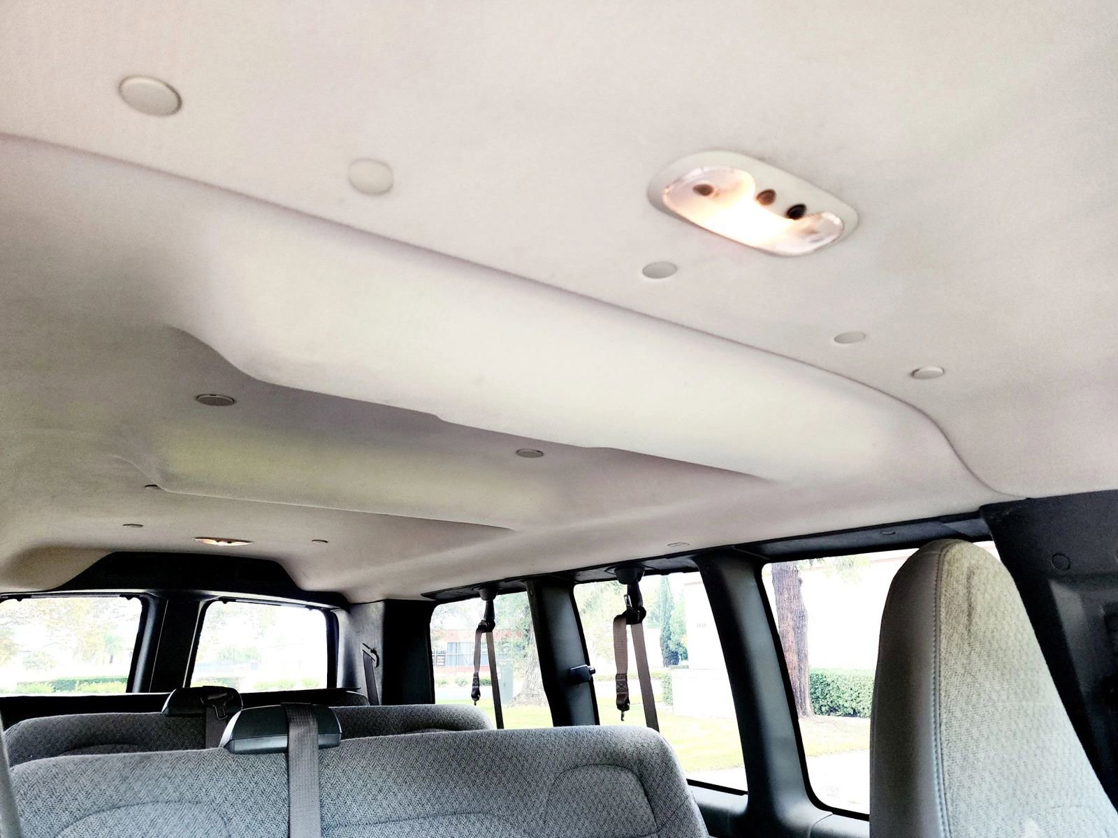 Used 2018 Chevrolet Express 2500 LT w/ LT Preferred Equipment Group image 28