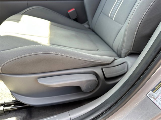 Used 2023 Hyundai Elantra Blue w/ Preferred Accessory Package image 20