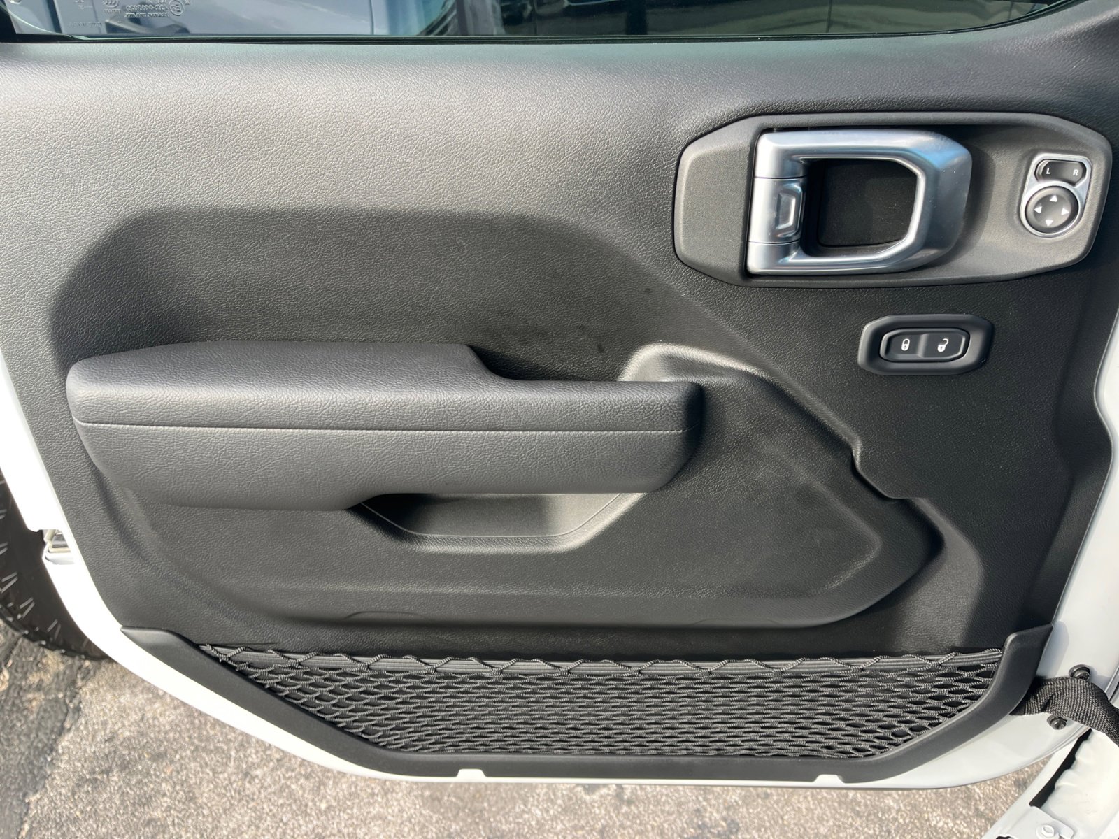 Used 2022 Jeep Gladiator Sport AWD/4WD image 22