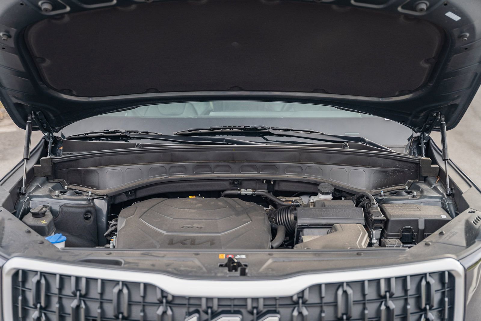 Used 2025 Kia Telluride LX image 23