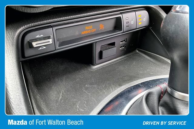 Used 2019 MAZDA MX-5 Miata RF Grand Touring RWD image 23