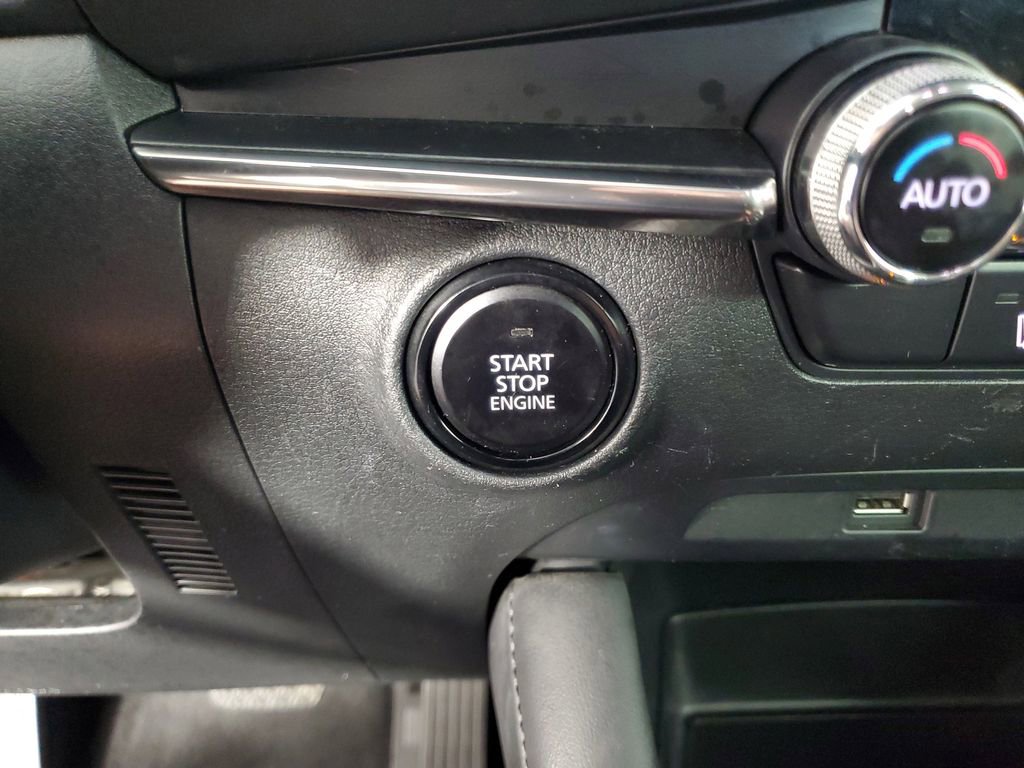 Used 2021 MAZDA MAZDA3 s image 20