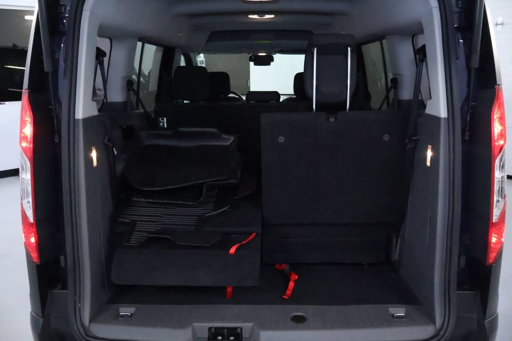 Used 2021 Ford Transit Connect XL FWD image 16