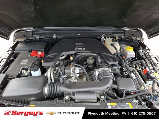 Used 2021 Jeep Wrangler Unlimited Rubicon AWD/4WD image 30